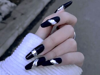 エル ヒヒ(L ヒヒ)/