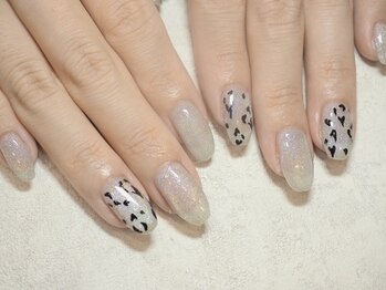 B's amor 大府店 Nail design