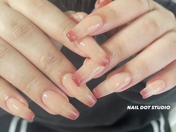 ネイルドットスタジオ 堺筋本町(NAIL DOT STUDIO)/ベースカラーありグラデ
