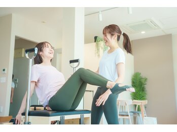 Nピラティス 宇都宮店の写真/猫背改善で美姿勢に★姿勢が気になる方、体の歪みが気になる方にオススメです◎まずはお試しください！