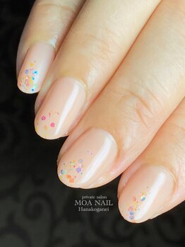モア ネイル(MOA NAIL)/