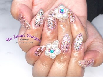 アン ジョーヌドラゴ/【自爪ネイル】パールフラワー