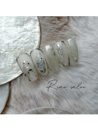 Winter white