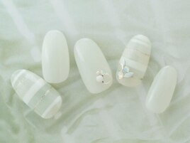 ホワイトボーダーネイル