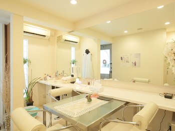 サロン 隠れ家)(kakurega)/【待合】都会に佇む隠れ家です♪