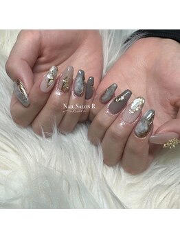 ネイルサロン R/スタイリングコース