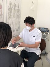 阿南坂口鍼灸整骨院/歪みをAI分析で点数に！？