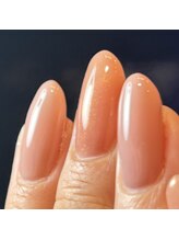 キュア(Cure.)/美フォルムの極上のワンカラー