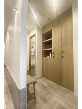 マイコア(MYCORE)/ロッカールーム