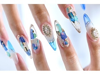 ネイルサロンラグジュアリー 梅田店(LUXURY)/