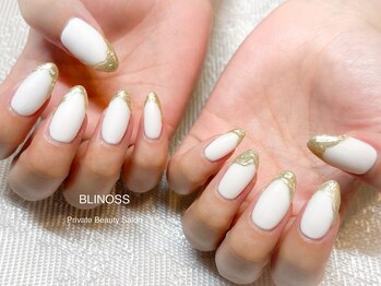 ブリノス(BLINOSS)/ホワイト×ゴールド☆