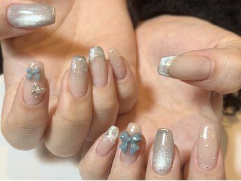 ネイルサロン コフレ 西中島店(Nail Salon Coffret)の写真/《キレイになりたいを応援》毎月選ぶのが楽しみになる多種類のサンプルをご用意◎オシャレをもっと気軽に★