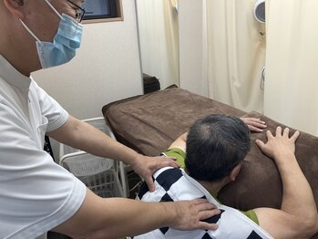 鍼とマッサージのピットイン/車椅子の方の施術イメージ3