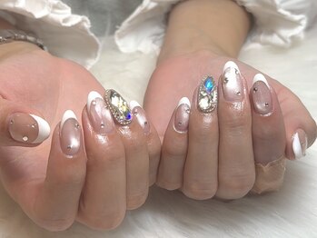 ラズワルド(Lazward)/うるきら＊埋め尽くしフレンチ