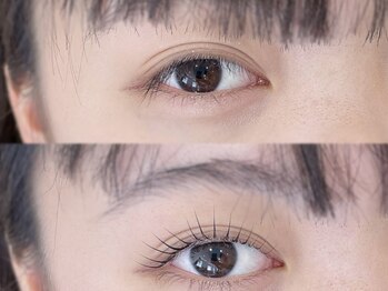 ラシュア 梅田中崎町店(Lashure)の写真/まつげと眉毛のWケアで印象UP!!一度に整えて“可愛い”を最大化★ふんわりカール×美眉で愛され目元に♪