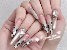 ルミエレヴァ(Lumiereva)