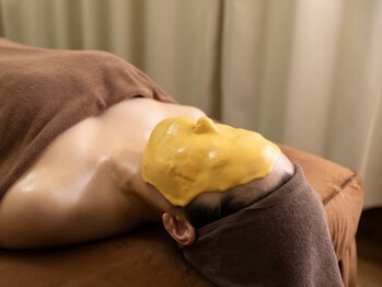 お顔ラボ AOYAMA(お顔LABO)の写真/【肌を育てる肌育美容法導入のフェイシャルエステ】人気のオプションモデリングマスクでお肌の鎮静も◎