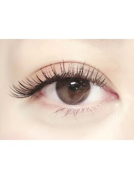 ナチュラル上品な目元にしたい