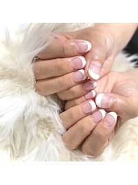 フレンチネイル