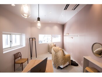 フィービー(pheebe)/店内