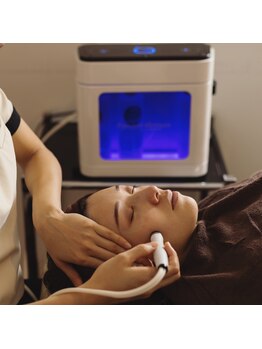 コウベ美容鍼灸治療院(KOBE美容鍼灸治療院)/施術風景～ハイドロフェイシャル