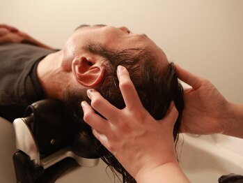 ファムスパ(FamSpa)/高濃度炭酸で頭皮クレンジング