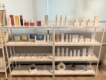 ファシー 四日市(fachi.)/ディスプレイラック