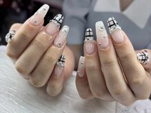 YMT Nail Studio/