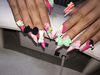 ネイルスタジオイー(nailstudio E)/ゴテゴテ°*☆