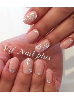 ヴィフネイルプラス(Vif Nail plus)/シンプルゴージャス