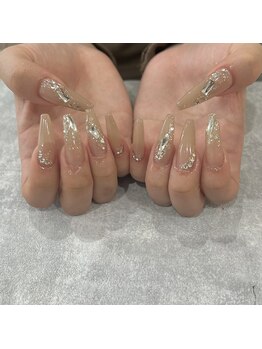 ロングベージュネイル