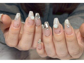 レオネイル(Leo nail)の写真/【銀山町にOPEN！プライベートサロン】丁寧なカウンセリングと持ち込み・イメ―ジの再現力で理想の指先に♪