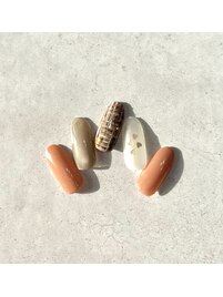 ブラウンツィードネイル