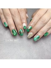 ラルース 高松店(la luz)/グリーンニュアンスネイル