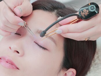 クリニカルエステ ケーラボ(K+Labo)/LEDエクステ