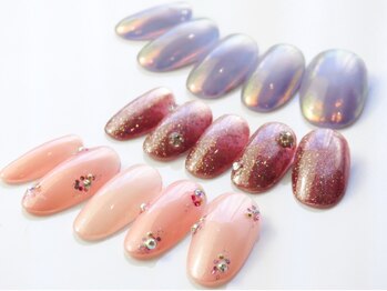 ラルナ(Laluna)の写真/ナチュラルな仕上がりで主婦やOLに大人気♪お仕事でもOKな上品ネイルで、指先をより魅力的に、好感度UP☆