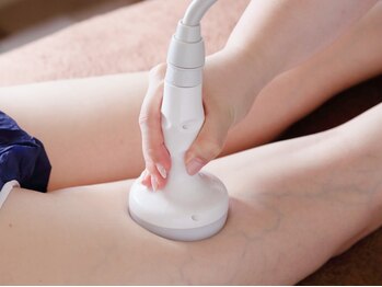 ビオスパ(BioSpa)の写真/痩身マシン<セルライトゼロ>で脚のお悩みを解消◎自信の持てる、むくみ知らずのスッキリ美脚が叶います☆