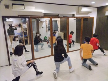 ともさか整体院/鴻池新田ダンス 東大阪市ダンス