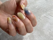 ジュイール(Jouir)/カラフルでも大人っぽく