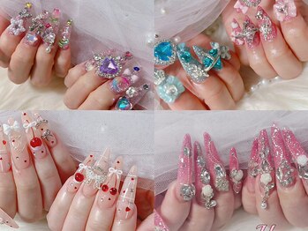 ハナアイ サロン 新宿店(hanaai salon)の写真/【海外パーツ2000種超×1500色】キラキラ×ちゅるん質感が可愛い♪周りと差がつく華やかワンホンネイル♪