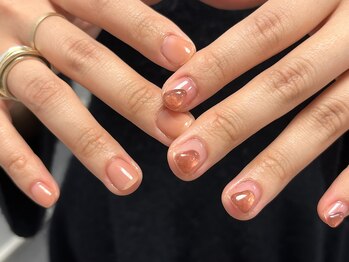 ミュー 蒲田(mue)/ぷっくりマグネットネイル