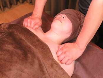 くつろぎの森/全身オイルトリートメント