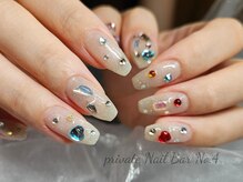 ナンバーヨン シブヤ(No.4 Shibuya)/キラキラ宝石ネイル