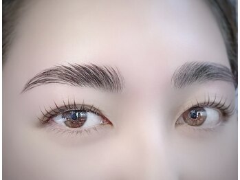 ウラロージュ(uraloge)の写真/≪眉毛のお悩み解決サロン≫眉メイクにお悩みの方必見!当店オリジナル技術【左右対称楽ちん眉毛¥5000】