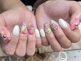 6月　マーメイドぷっくりネイル