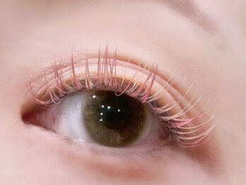 ティンク 札幌駅前店(Tink)の写真/ぱっちり華やかな目元へ＊カラーマツエクも種類豊富♪お顔と好みに合せた"似合わせ"まつげをご提案！
