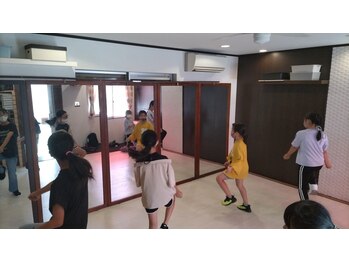 ともさか整体院/鴻池新田ダンス 東大阪市ダンス