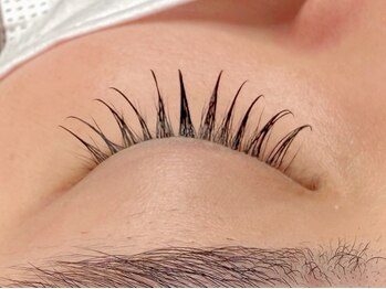 ラシク ベル(Lashiku Belle)/束感仕上げ