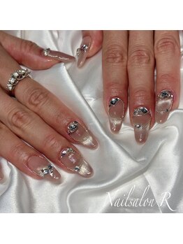 アール 喜多見 成城学園前(R)/パーツつけ放題ネイル