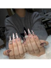 クイーンネイル(Queen Nail)/